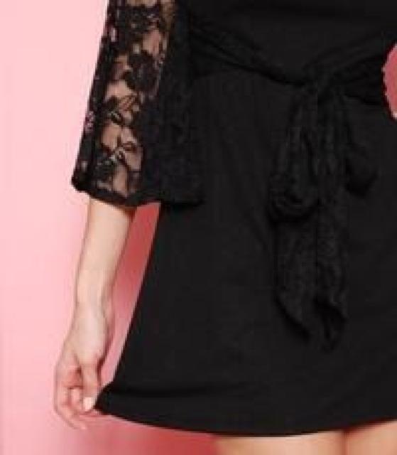 MARS☆袖フレアレース☆ウエストりぼんワンピ☆ブラック☆超美品 < ブランド MARS☆袖フレアレース☆ウエストりぼんワンピ☆ブラック☆超美品 < ブランドの