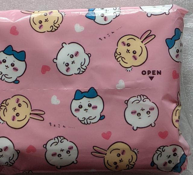 ちいかわ ソフトパックティッシュ(300枚 150組) < アニメ/コミック/キャラクター  ちいかわ ソフトパックティッシュ(300枚 150組) < アニメ/コミック/キャラクターの