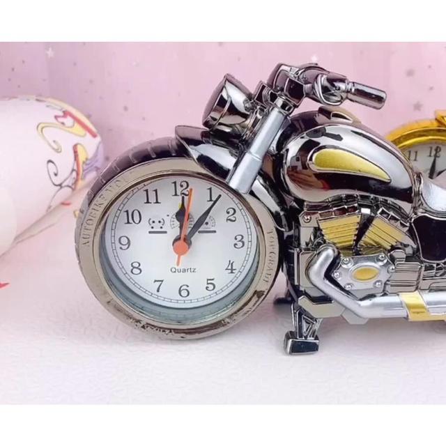 送料無料#新品#ブラック×ゴールド 目覚まし時計 バイク形 置き時計 おしゃれ ギフト 卓上時計 < インテリア/ライフ  送料無料#新品#ブラック×ゴールド 目覚まし時計 バイク形 置き時計 おしゃれ ギフト 卓上時計 < インテリア/ライフの