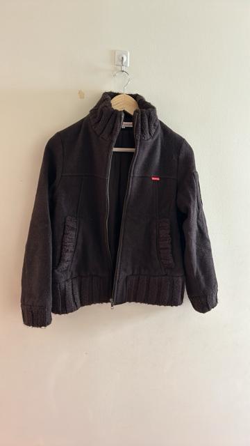 アースミュージックアンドエコロジー フロントジップ ブルゾン 黒 ブラック サイズ0 < ブランド  アースミュージックアンドエコロジー フロントジップ ブルゾン 黒 ブラック サイズ0 < ブランドの