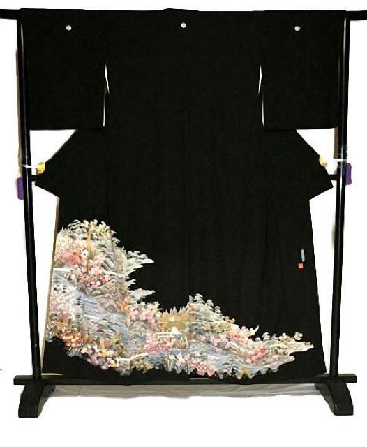 黒留袖 最高峰 本場加賀友禅 土田外男 風景 花柄 比翼付 身丈156.5cm 裄64.5cm クリーニング済 正絹 T3615 < 女性ファッション  黒留袖 最高峰 本場加賀友禅 土田外男 風景 花柄 比翼付 身丈156.5cm 裄64.5cm クリーニング済 正絹 T3615 < 女性ファッションの