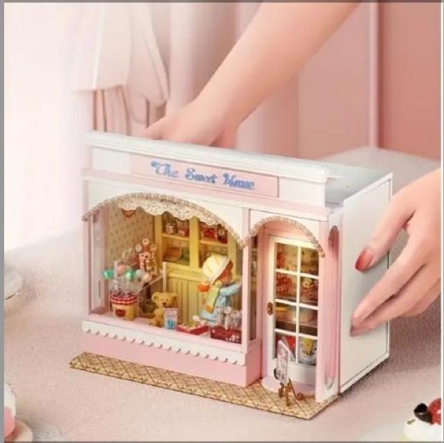 The Sweet House ~j`AXC[cVbv  zr[ 