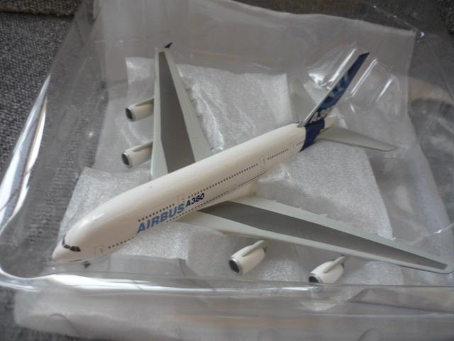 �_�C�L���X�g���f���v���[���u�G�A�o�XA380�vT33 �� �z�r�[�� 