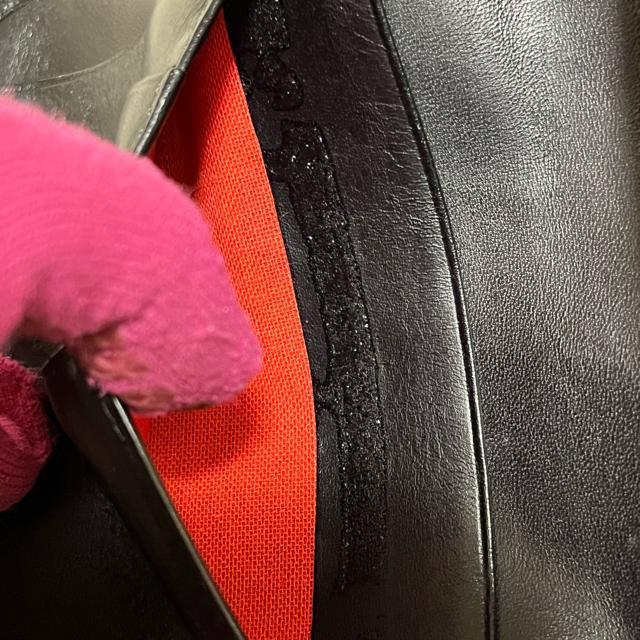 【訳あり】【KENZO / ケンゾー】 レザー / 二つ折り財布 花柄 ブラック < ブランド 【訳あり】【KENZO / ケンゾー】 レザー / 二つ折り財布 花柄 ブラック < ブランドの