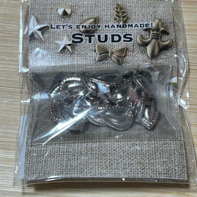 手芸用 STUDS ドロップ型 20個入り カラー:シルバー < ペット/手芸/園芸 手芸用 STUDS ドロップ型 20個入り カラー:シルバー < ペット/手芸/園芸の