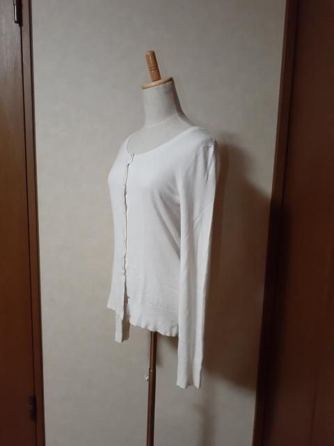 FOREVER21 カーディガン 白 シンプル < ブランド  FOREVER21 カーディガン 白 シンプル < ブランドの