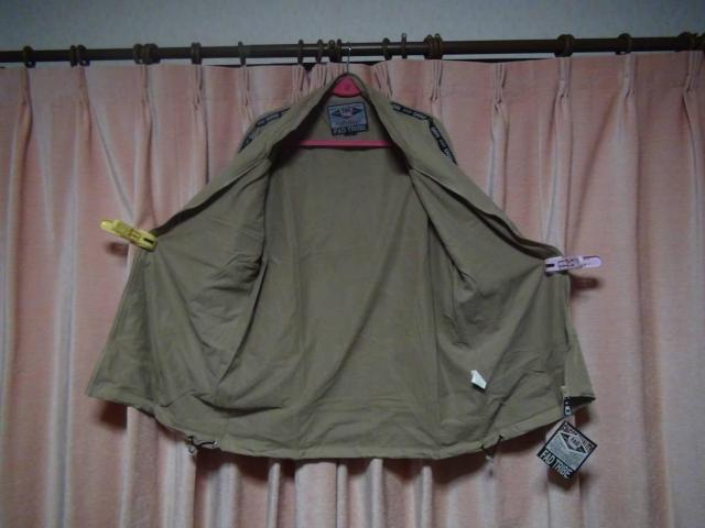 FAD-TRIBE ̃EChu[J[WPbg Vi^Otx[WIB  jt@bV 