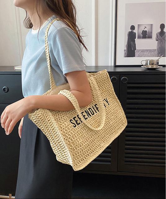 送料無料 新品 ストローバッグ トート かごバッグ韓国風 < 女性ファッション  送料無料 新品 ストローバッグ トート かごバッグ韓国風 < 女性ファッションの