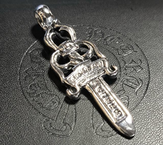 NPe1000~`X^[gICHROME HEARTS [W_u_K[y_g ŗȂI؂I 