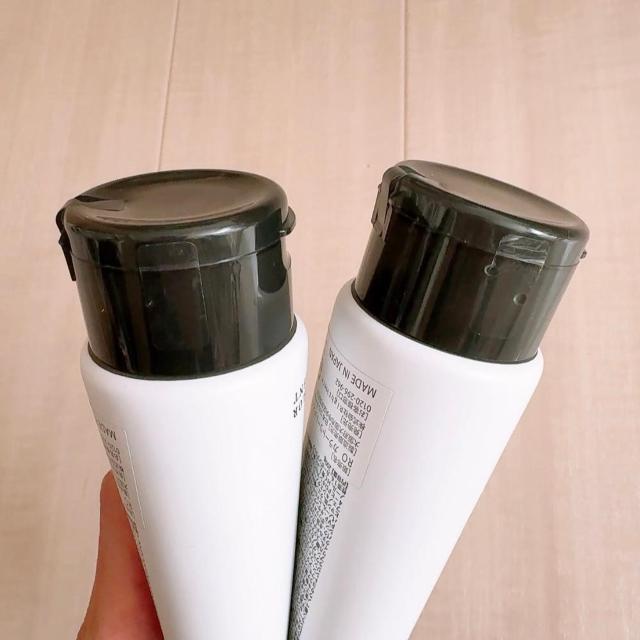 新品!!◆roiro/ロイロ◆リッチカラートリートメント★ダークカラー5N*2個セット♪白髪ケア < 香水/コスメ/ネイル  新品!!◆roiro/ロイロ◆リッチカラートリートメント★ダークカラー5N*2個セット♪白髪ケア < 香水/コスメ/ネイルの