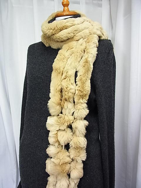 500円スタ【美品】ラビットファー ロングマフラー(3連構造) なめらかで暖かいセーターやコートのアクセントに最適(2) < 女性ファッション 500円スタ【美品】ラビットファー ロングマフラー(3連構造) なめらかで暖かいセーターやコートのアクセントに最適(2) < 女性ファッションの