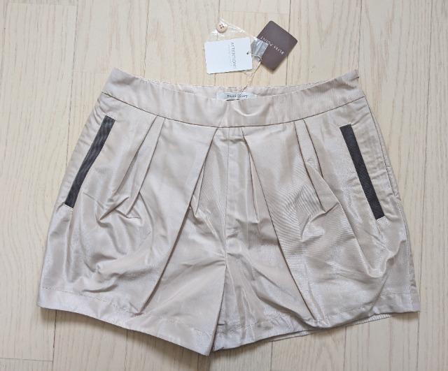 M★BLISS POINT★形状記憶コクーンショートパンツ★新品★送料無料 < 女性ファッション M★BLISS POINT★形状記憶コクーンショートパンツ★新品★送料無料 < 女性ファッションの