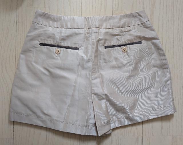 M★BLISS POINT★形状記憶コクーンショートパンツ★新品★送料無料 < 女性ファッション M★BLISS POINT★形状記憶コクーンショートパンツ★新品★送料無料 < 女性ファッションの