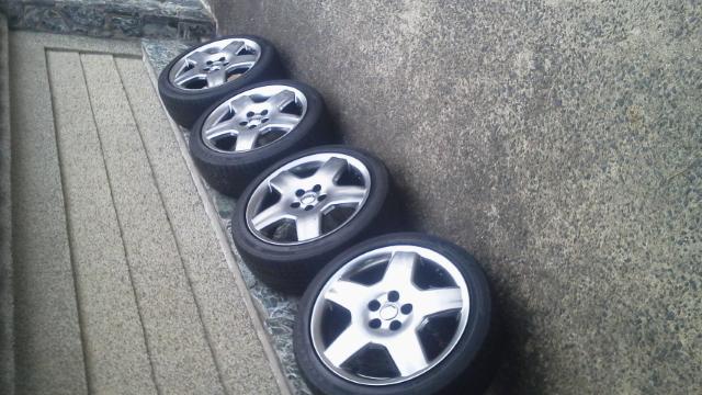 Õig^rbNLp[Ή225/45R18 4{Zbg  /oCN