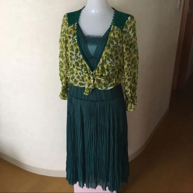 ロペ ROPE エメラルドグリーン ワンピース M < ブランド ロペ ROPE エメラルドグリーン ワンピース M < ブランドの