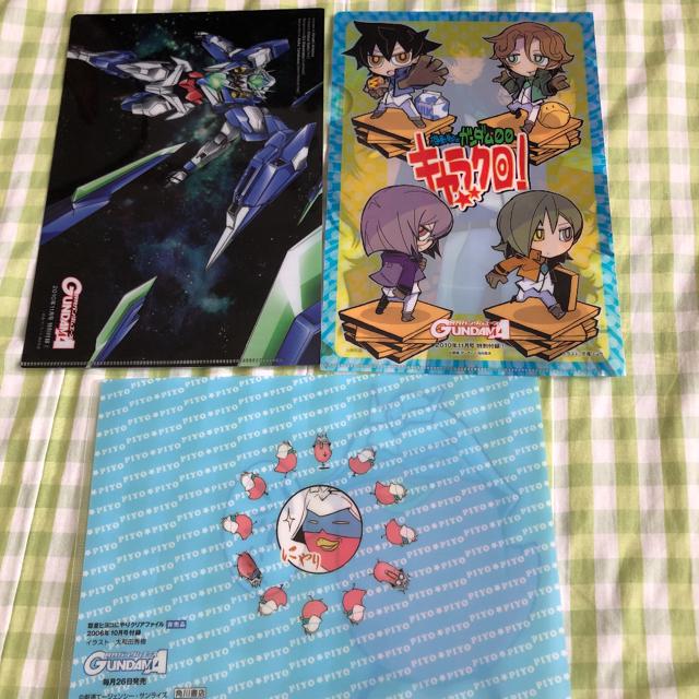 ガンダムO O GUNDAM クリアファイル3まい < インテリア/ライフ  ガンダムO O GUNDAM クリアファイル3まい < インテリア/ライフの