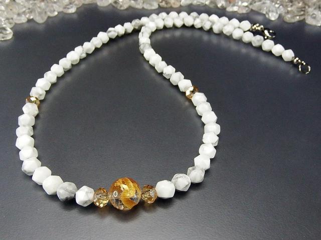 オシャレハウライト三角カット約6mm水晶金龍手彫り天然石ワイヤー仕上げネックレス < 女性アクセサリー/時計  オシャレハウライト三角カット約6mm水晶金龍手彫り天然石ワイヤー仕上げネックレス < 女性アクセサリー/時計の