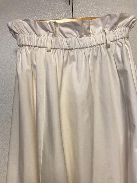 H&M {[XJ[g  EGXgS