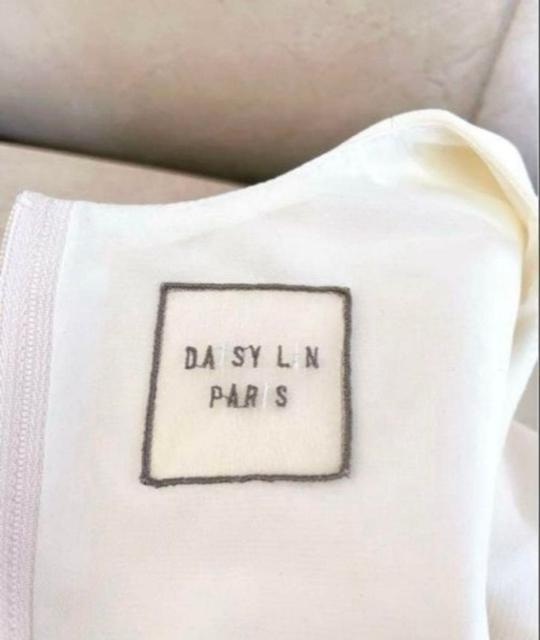 美品 デイジーリン フォクシー ワンピース オルセー ホワイト 38 < ブランド 美品 デイジーリン フォクシー ワンピース オルセー ホワイト 38 < ブランドの