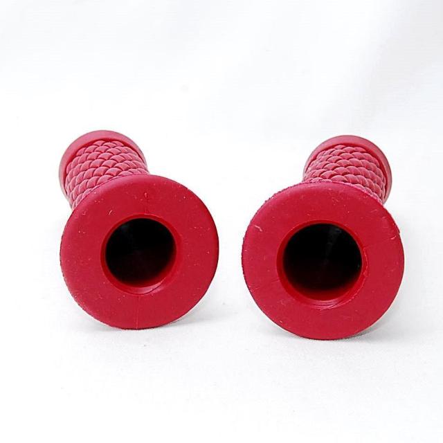 キルティング柄 ラバーハンドルグリップ ワインレッド 非貫通式 バイク ラバーグリップ カスタム ハンドル グリップ < 自動車/バイク キルティング柄 ラバーハンドルグリップ ワインレッド 非貫通式 バイク ラバーグリップ カスタム ハンドル グリップ < 自動車/バイク