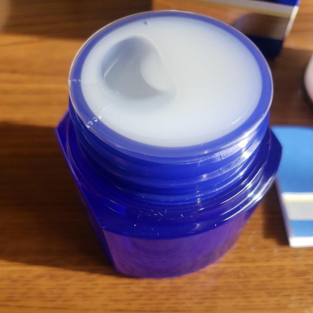 薬用 雪肌精 薬用美白クリーム 未開封品 < ブランド 薬用 雪肌精 薬用美白クリーム 未開封品 < ブランドの