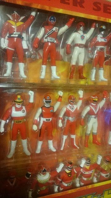 開封(未使用) 25戦隊レッドヒーロー大集合 ソフビ フィギュアBOX 2001送料込 < ホビー 開封(未使用) 25戦隊レッドヒーロー大集合 ソフビ フィギュアBOX 2001送料込 < ホビーの