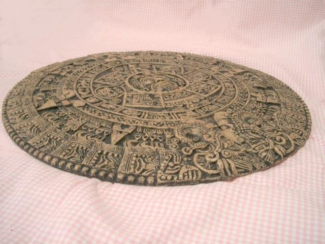 ◎現状品◆壁掛け<魔除け/呪術/盾/占い>4,2kg < ホビー  ◎現状品◆壁掛け<魔除け/呪術/盾/占い>4,2kg < ホビーの