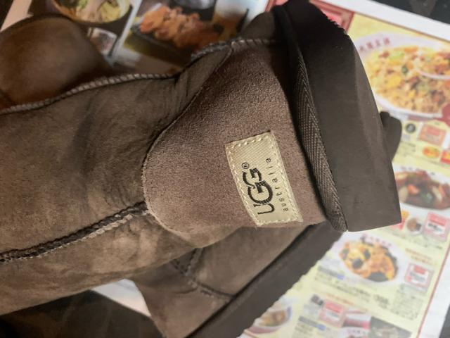 アグ UGGブーツ 茶色 24USサイズ7 送料無料 < ブランド  アグ UGGブーツ 茶色 24USサイズ7 送料無料  < ブランドの