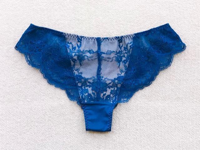 Triumph AMOSTYLE ショーツ Mサイズ ハーフバック ブルー < 女性ファッション  Triumph AMOSTYLE ショーツ Mサイズ ハーフバック ブルー < 女性ファッションの