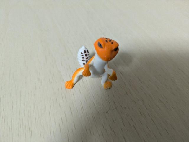 トカゲフィギュア < おもちゃ トカゲフィギュア < おもちゃの