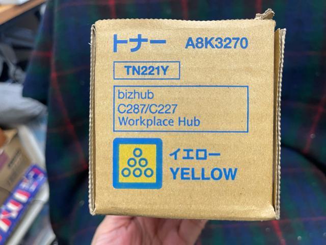 RjJ~m^ gi[J[gbW TN221Y ubN KONICA gi[ bizhub RjJ~m^  Ɠd/AV 