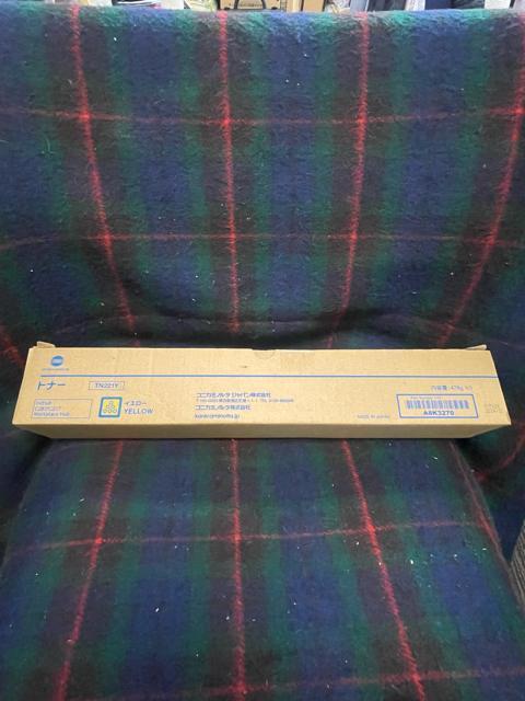 RjJ~m^ gi[J[gbW TN221Y ubN KONICA gi[ bizhub RjJ~m^  Ɠd/AV 