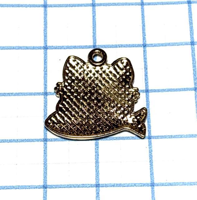 784 魚を持った猫ちゃん 1個 ねこ ネコ アクセサリーチャーム 金属パーツ < ペット/手芸/園芸 784 魚を持った猫ちゃん 1個 ねこ ネコ アクセサリーチャーム 金属パーツ < ペット/手芸/園芸の