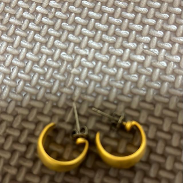 可愛いピアス < 女性アクセサリー/時計 可愛いピアス < 女性アクセサリー/時計の