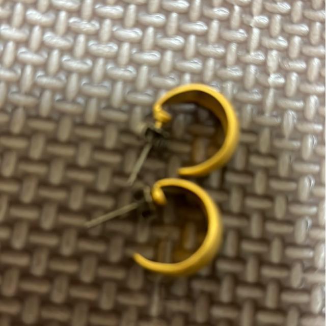 可愛いピアス < 女性アクセサリー/時計 可愛いピアス < 女性アクセサリー/時計の