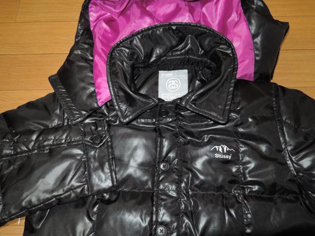 新品STUSSYステューシーダウンジャケットS黒パーカー光沢 < ブランド  新品STUSSYステューシーダウンジャケットS黒パーカー光沢 < ブランドの