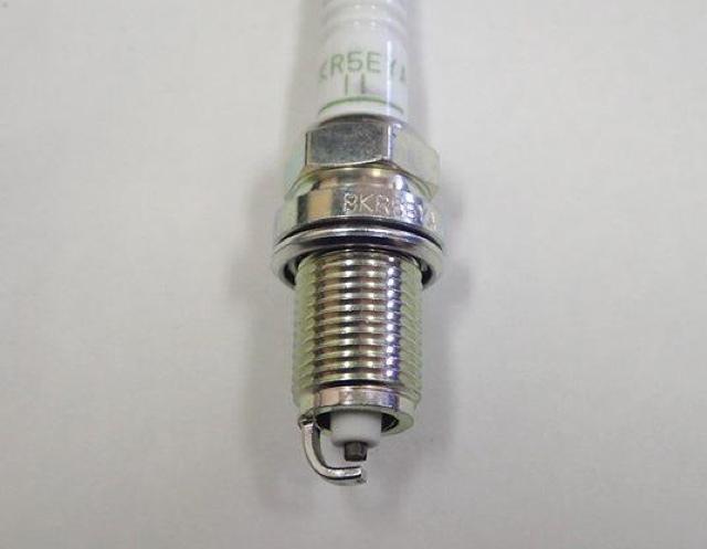 NGK R BKR5EYA-11 1本 未使用ストック品 < 自動車/バイク NGK R BKR5EYA-11 1本 未使用ストック品 < 自動車/バイク