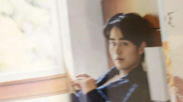 鈴鹿央士 週刊文春 2021 10月14日号 < 本/雑誌 鈴鹿央士 週刊文春 2021 10月14日号 < 本/雑誌の