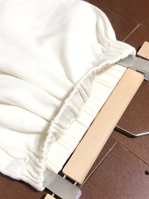 美品〈日本製コットン100%〉膝上ミニスカート(ホワイト)Mサイズ < 女性ファッション  美品〈日本製コットン100%〉膝上ミニスカート(ホワイト)Mサイズ < 女性ファッションの