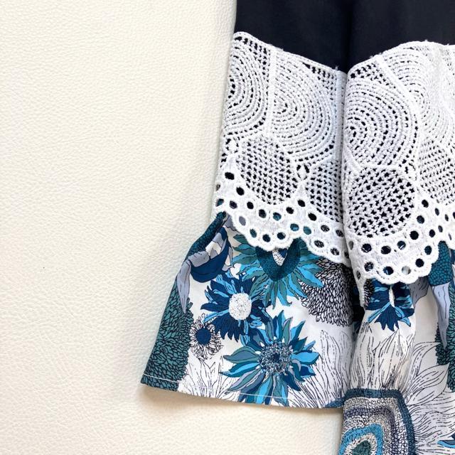 ◆美品◆サザン◆レース使い花柄七分袖切替カットソー◆五分袖◆フリー◆黒×青 < 女性ファッション  ◆美品◆サザン◆レース使い花柄七分袖切替カットソー◆五分袖◆フリー◆黒×青 < 女性ファッションの