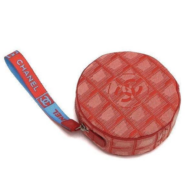 ◆ 本物 新品同様 ◆ CHANEL シャネル ニュートラベルライン ポーチ 小物入れ ストラップ付き 箱 人気 A17682 < ブランド  ◆ 本物 新品同様 ◆ CHANEL シャネル ニュートラベルライン ポーチ 小物入れ ストラップ付き 箱 人気 A17682 < ブランドの