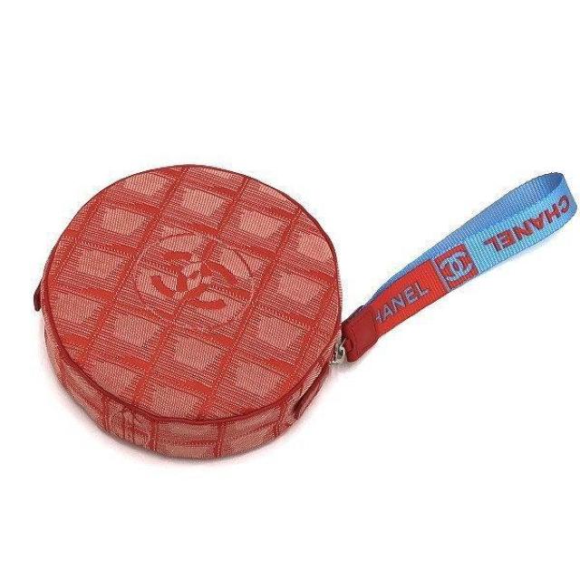 ◆ 本物 新品同様 ◆ CHANEL シャネル ニュートラベルライン ポーチ 小物入れ ストラップ付き 箱 人気 A17682 < ブランド  ◆ 本物 新品同様 ◆ CHANEL シャネル ニュートラベルライン ポーチ 小物入れ ストラップ付き 箱 人気 A17682 < ブランドの
