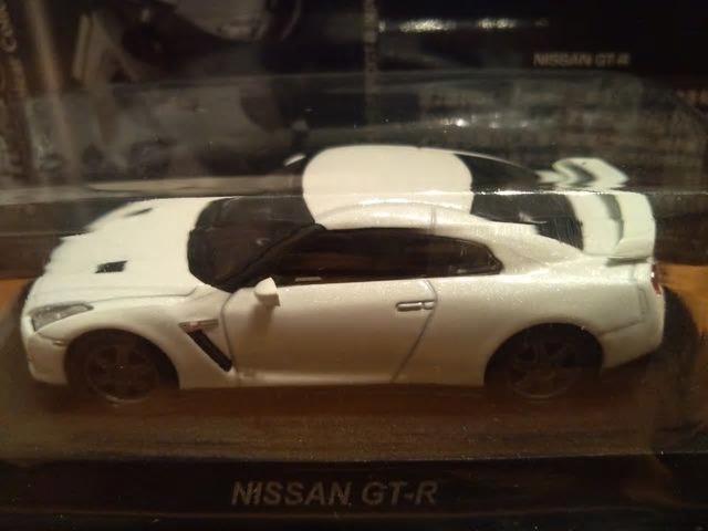 スカイライン>-R NEO GT-R (R35前期型) ★京商サンクス限定★ < ホビー  スカイライン>-R NEO GT-R (R35前期型) ★京商サンクス限定★  < ホビーの