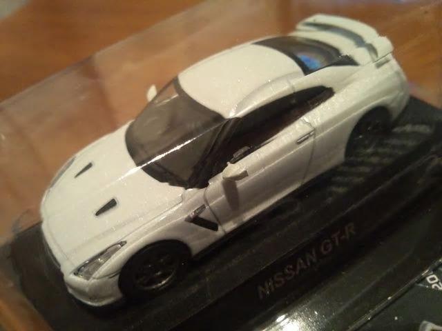 スカイライン>-R NEO GT-R (R35前期型) ★京商サンクス限定★ < ホビー  スカイライン>-R NEO GT-R (R35前期型) ★京商サンクス限定★ < ホビーの