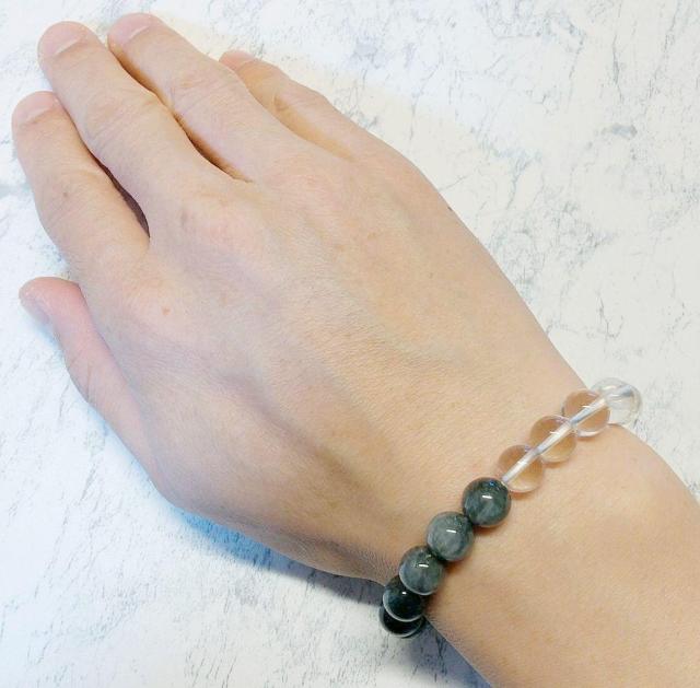 グレータイガーアイ&水晶 ブレスレット 玉径約10mm 内周約16.7cm < 女性アクセサリー/時計  グレータイガーアイ&水晶 ブレスレット 玉径約10mm 内周約16.7cm < 女性アクセサリー/時計の