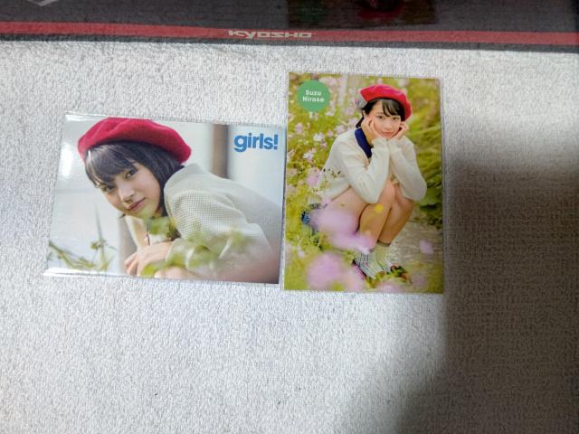 gJ L #1/#187  '13 girls #40   ^gObY 