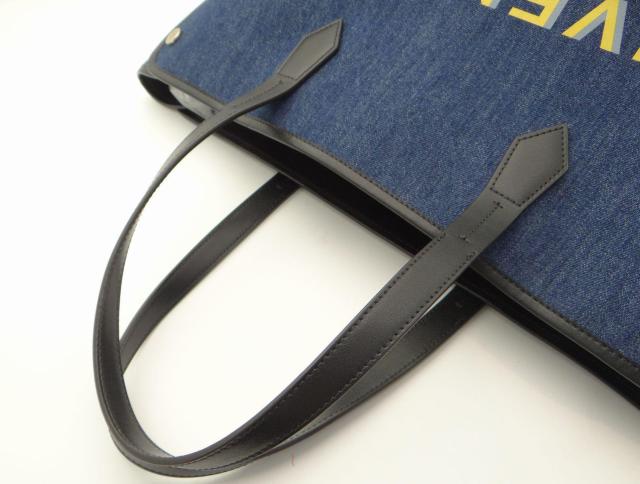 GIVENCHY WoVB {h Vbp[ fj g[gobO |[`tUSED  uh 