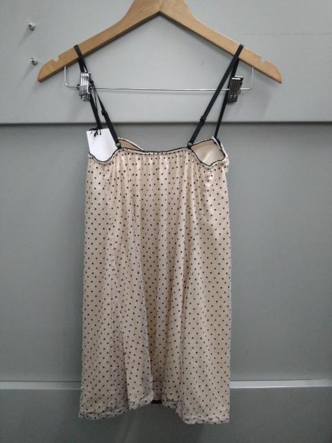 LIP SERVICEhbg`[L~s  uh 