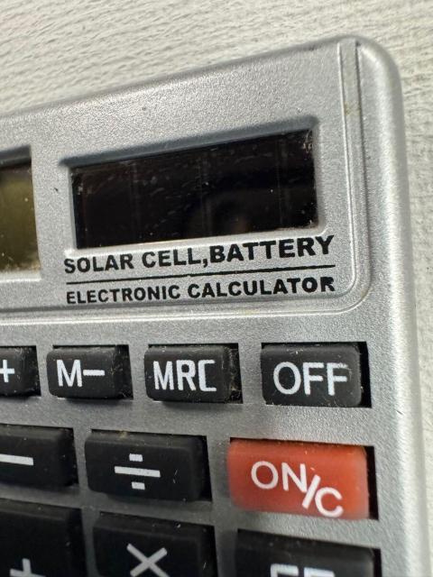 ELECTRONIC CALCULATORの カード サイズ ソーラー 電卓!。 < インテリア/ライフ  ELECTRONIC CALCULATORの カード サイズ ソーラー 電卓!。 < インテリア/ライフの