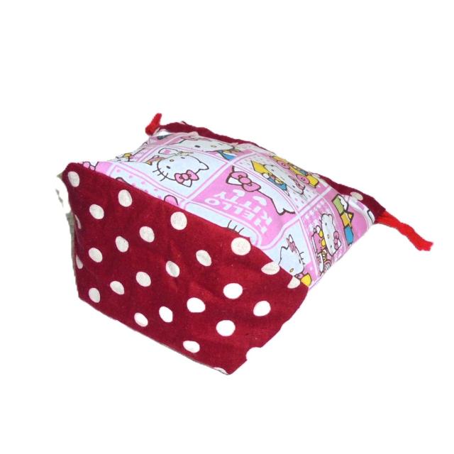 【底マチ幅広巾着】◆キティちゃん◆レトロ柄ピンク◆裏地あり巾着 < 女性ファッション 【底マチ幅広巾着】◆キティちゃん◆レトロ柄ピンク◆裏地あり巾着 < 女性ファッションの